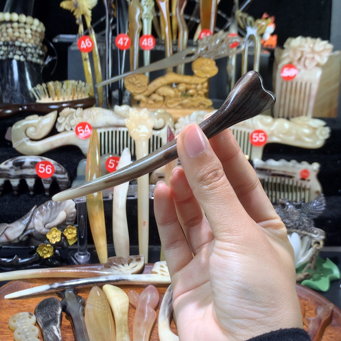 非金属斗羊爱心单簪