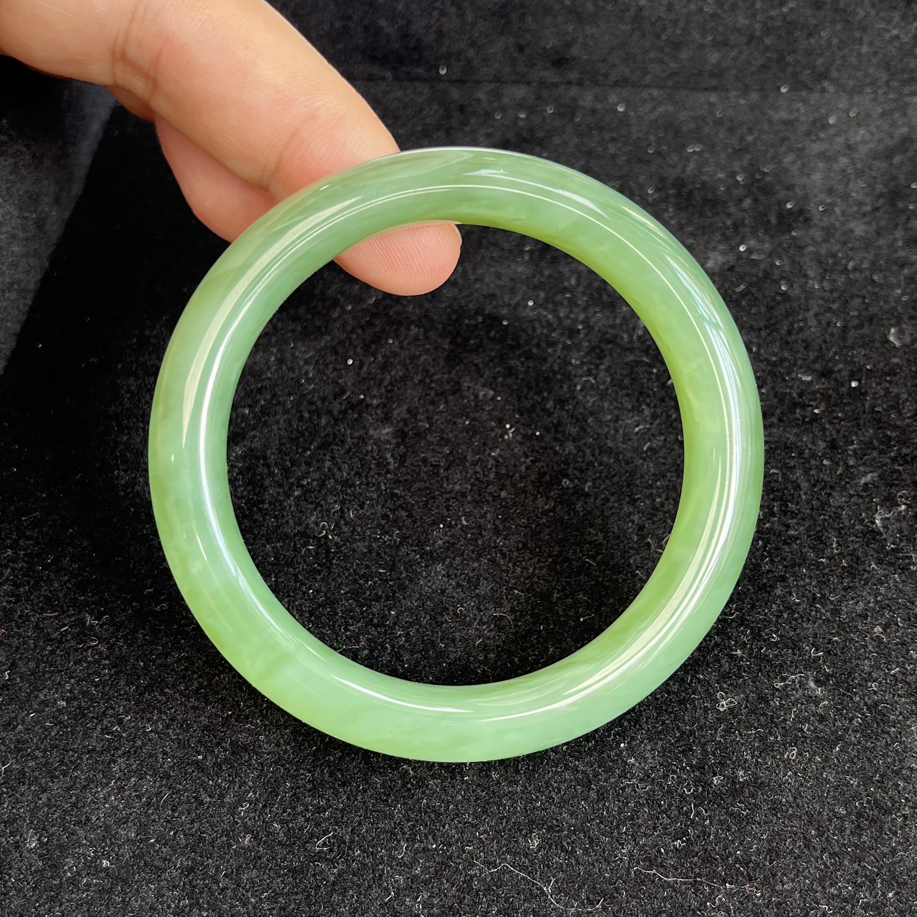 【冰底荧光夹层料】和田玉碧玉手镯多样性发一