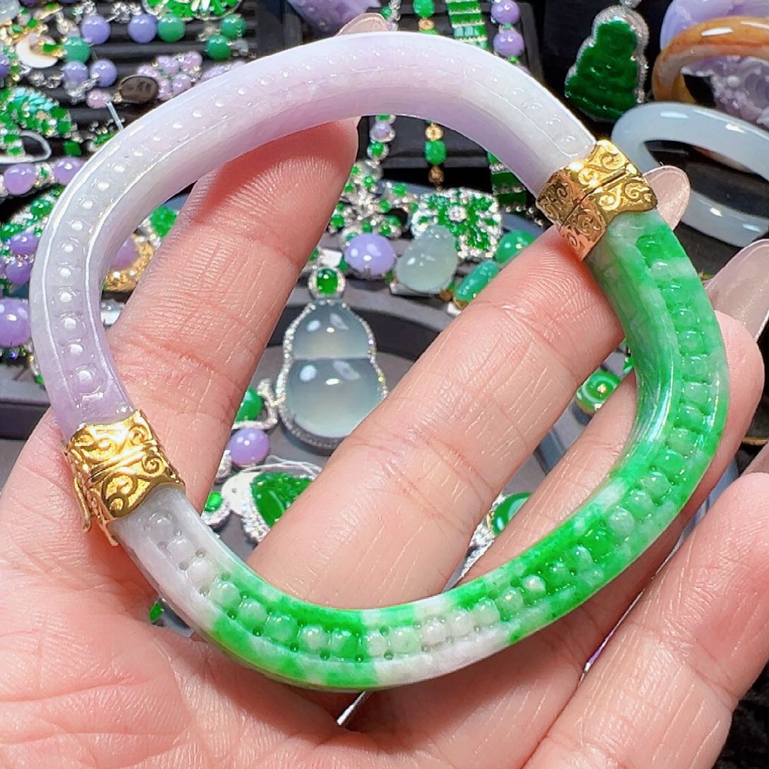 翡翠手镯18K金镶嵌签收后24小时鉴赏期