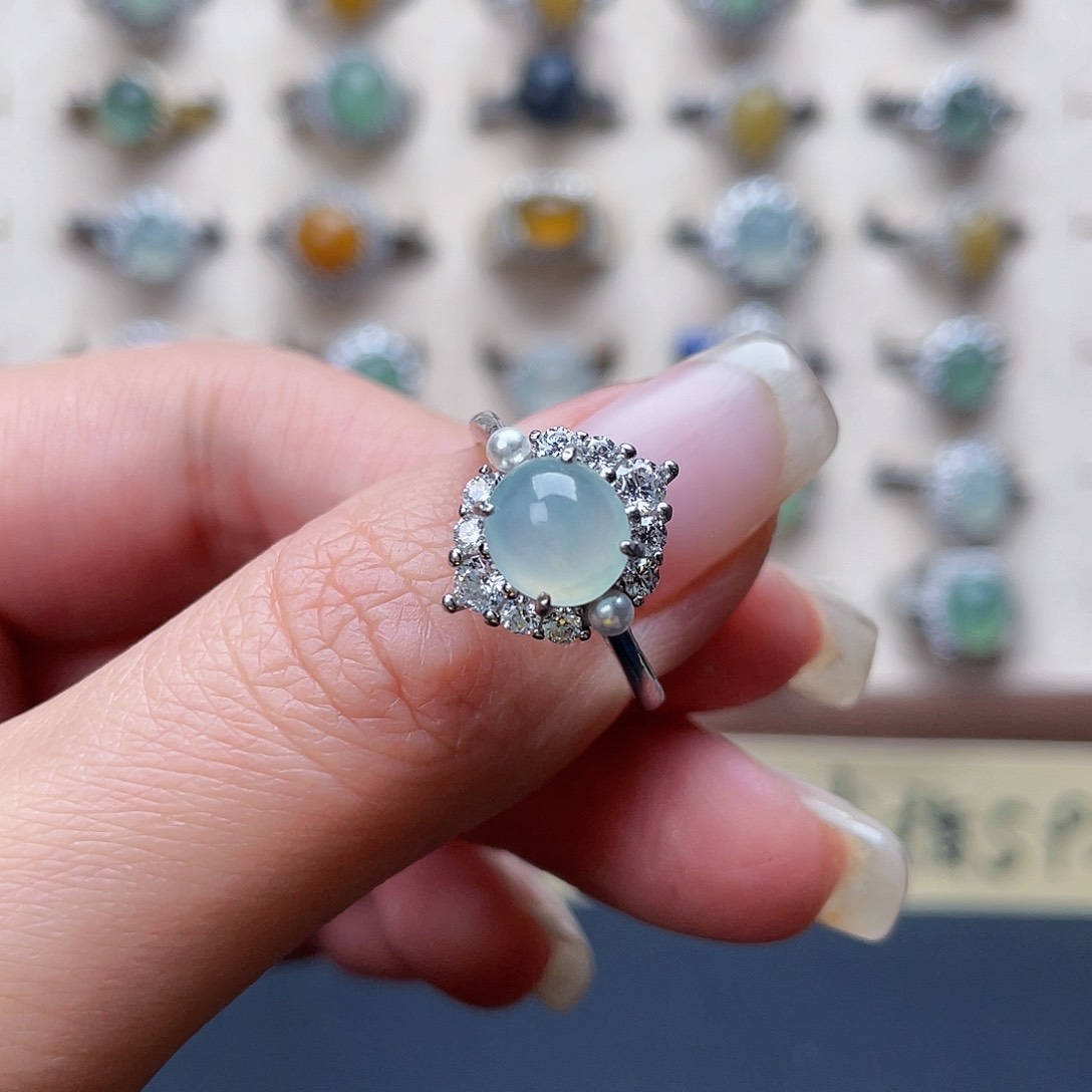 翡翠戒指未镶嵌戒指