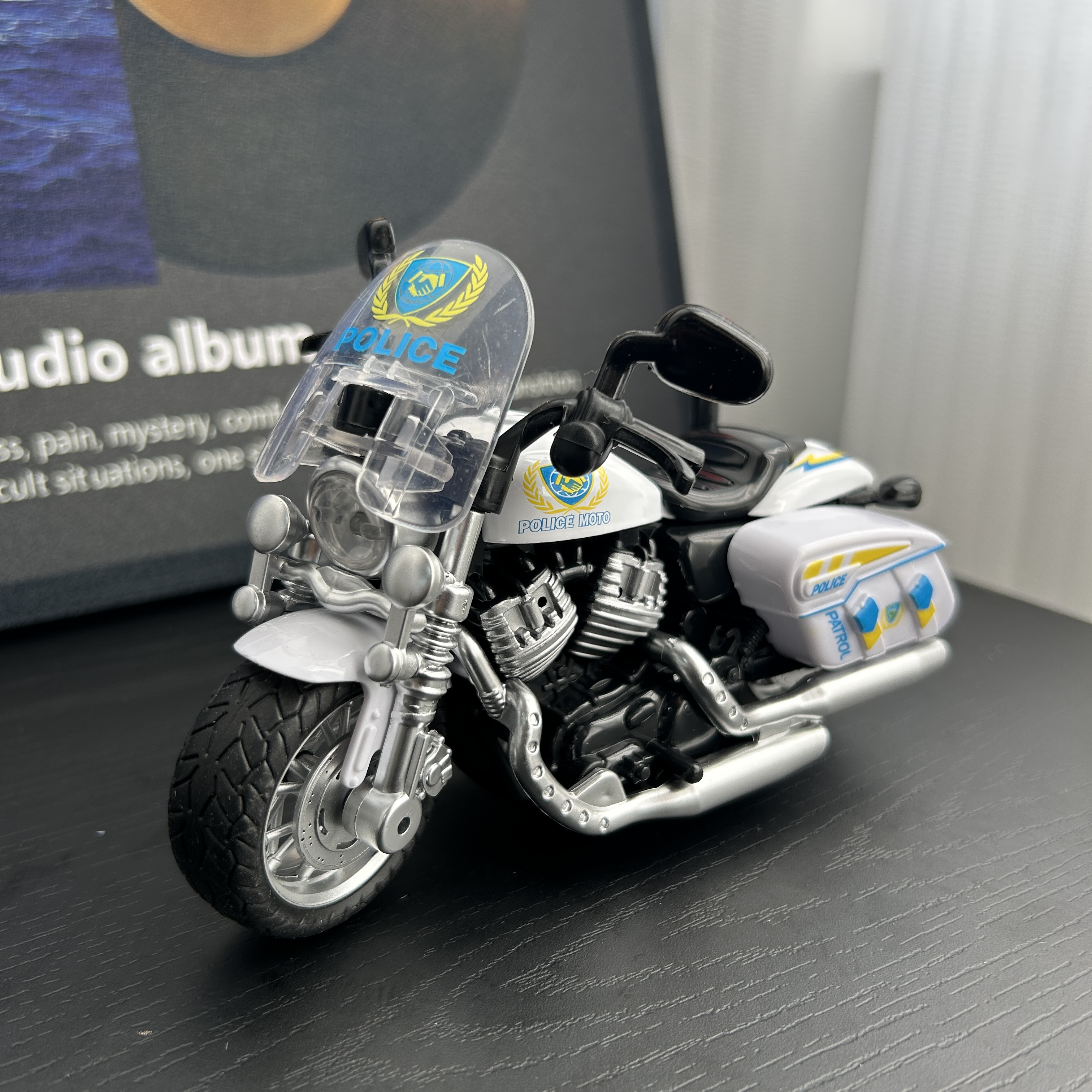 合金声光警察摩托车回力车MT