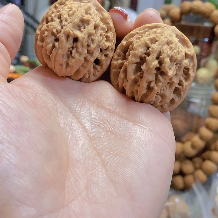 【闪购商品】文玩核桃把件39霞云岭