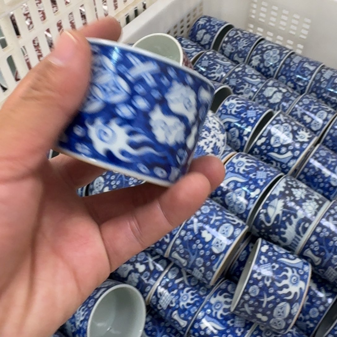 陶摆件青花八宝直口杯