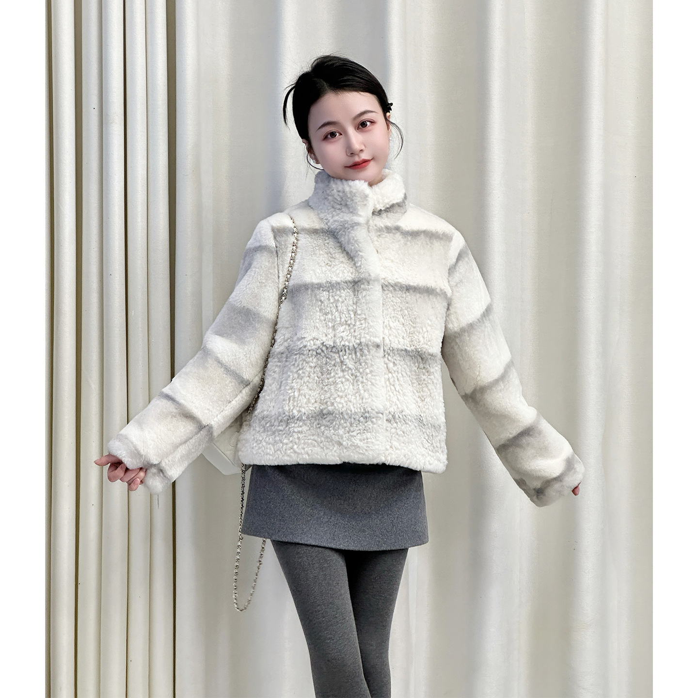 【糯糯千层雪】小娜椒小个子2025温柔轻奢立领短款保暖毛毛外套女