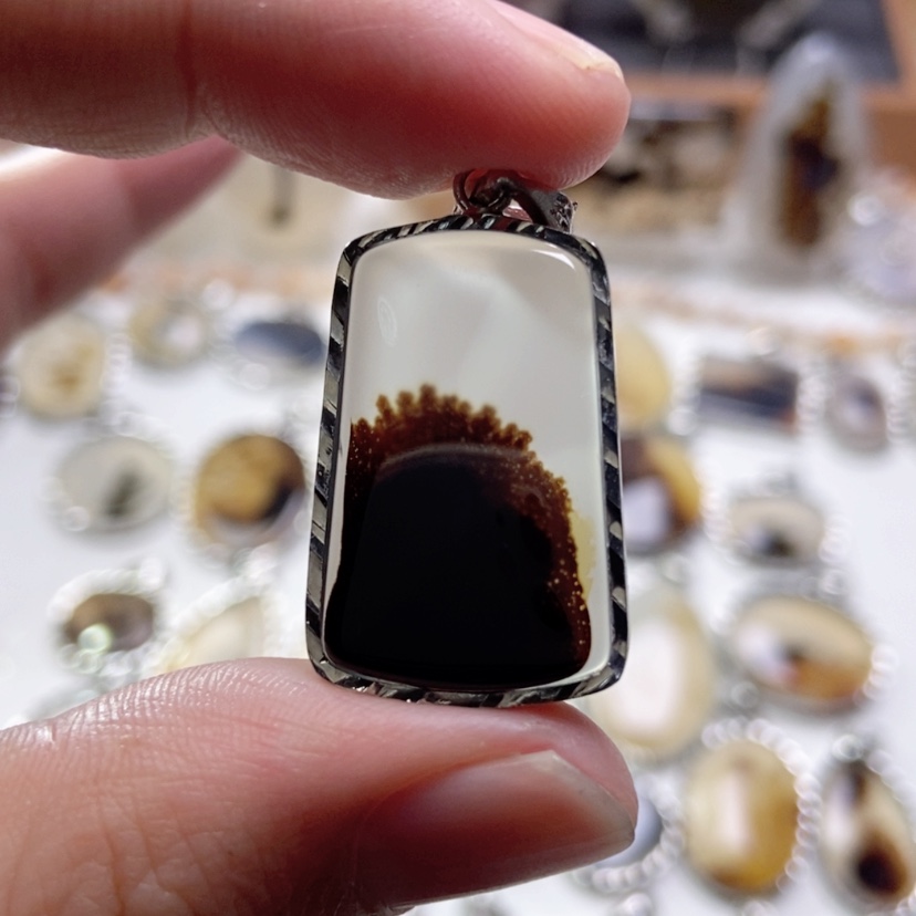 【闪购商品】玛瑙/玉髓颈饰未镶嵌