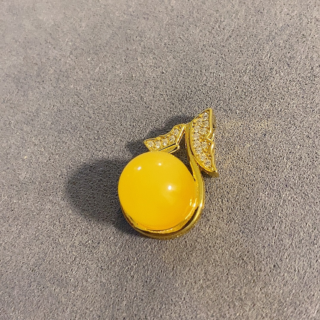 蜜蜡圆球吊坠·大果原创设计