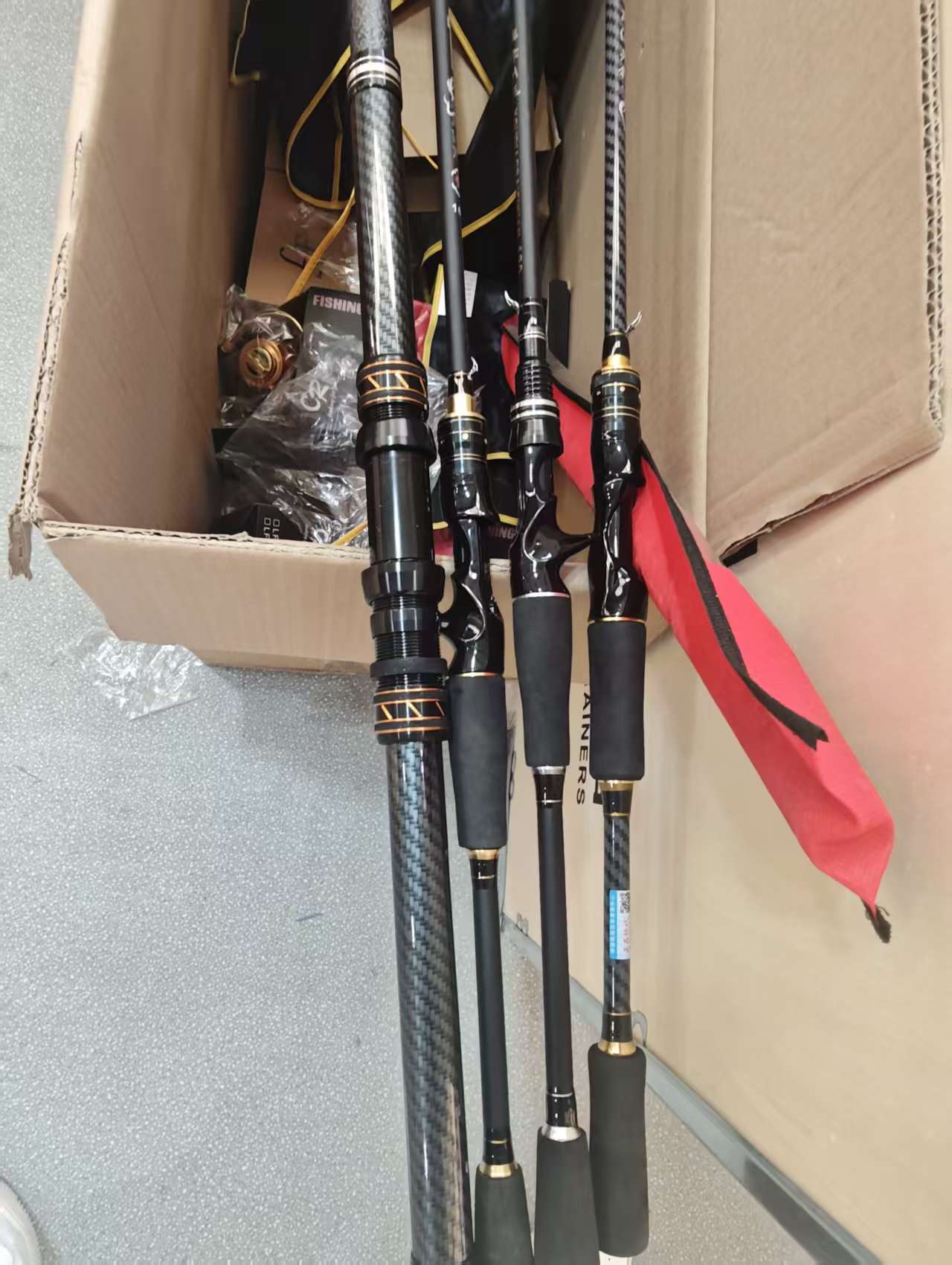 w微瑕疵福利海竿路亚竿随机发