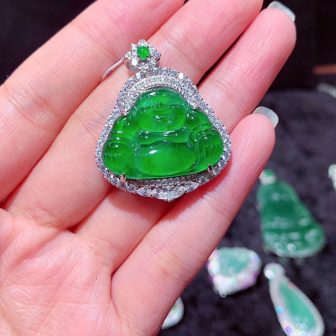 【闪购商品】翡翠吊坠(不含链)未镶嵌