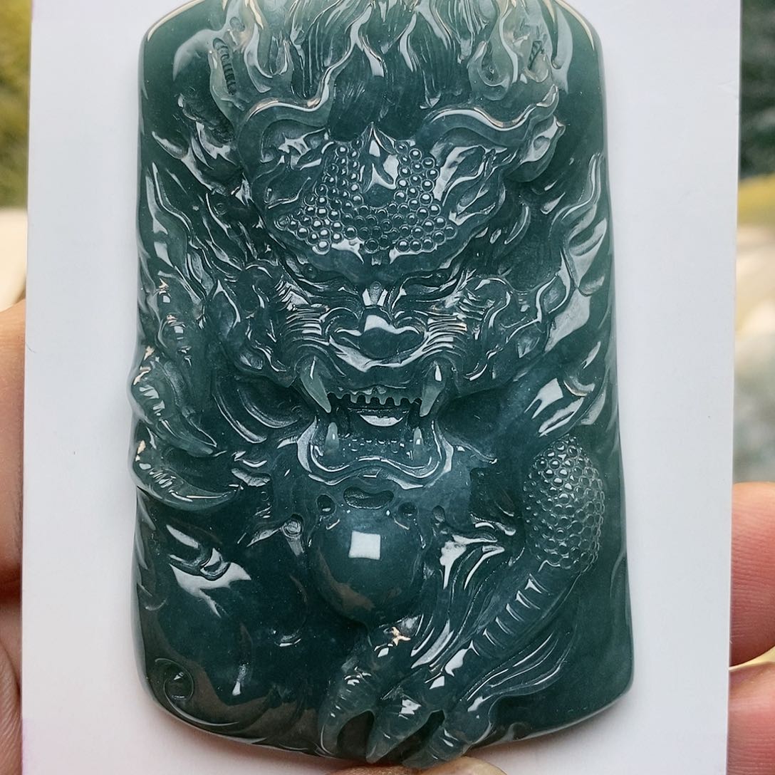 颈饰未镶嵌翡翠翡翠龙牌