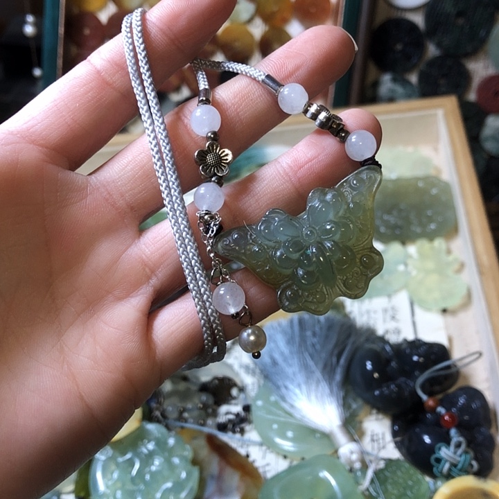 岫玉岫玉挂件未镶嵌