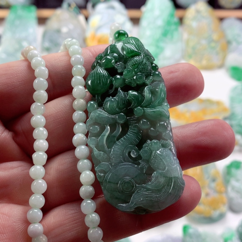 【闪购商品】翡翠吊坠(不含链)未镶嵌