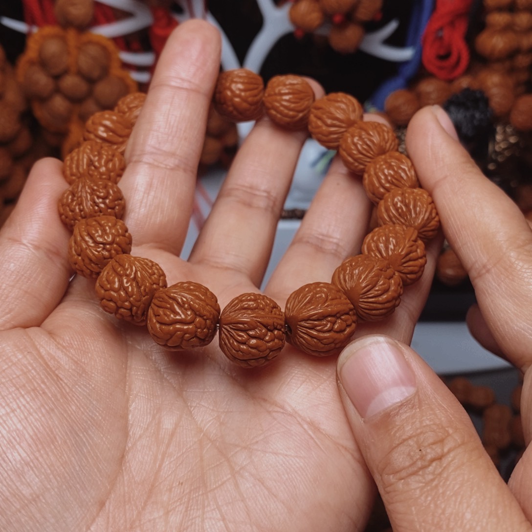 *****桃核吊坠龙纹桃枭