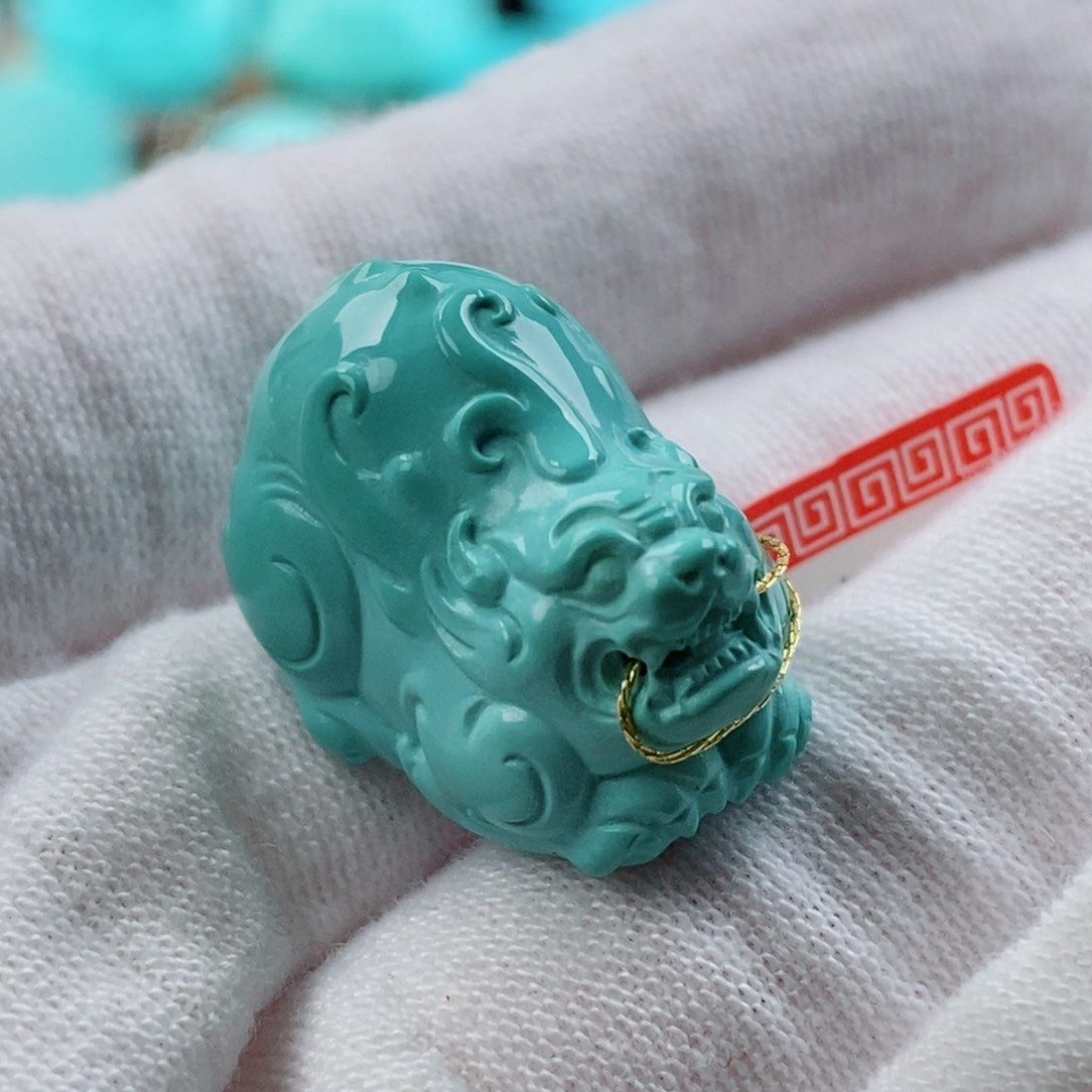 绿松石配饰未镶嵌