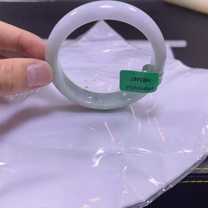 翡翠手镯未镶嵌天然a货翡翠多样性发货