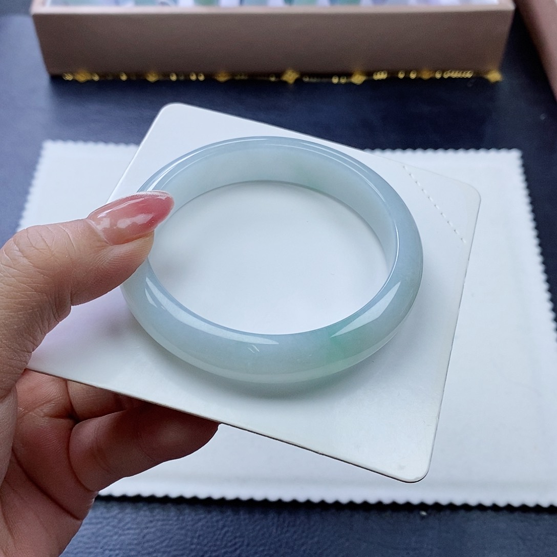 未镶嵌手镯翡翠58圈口