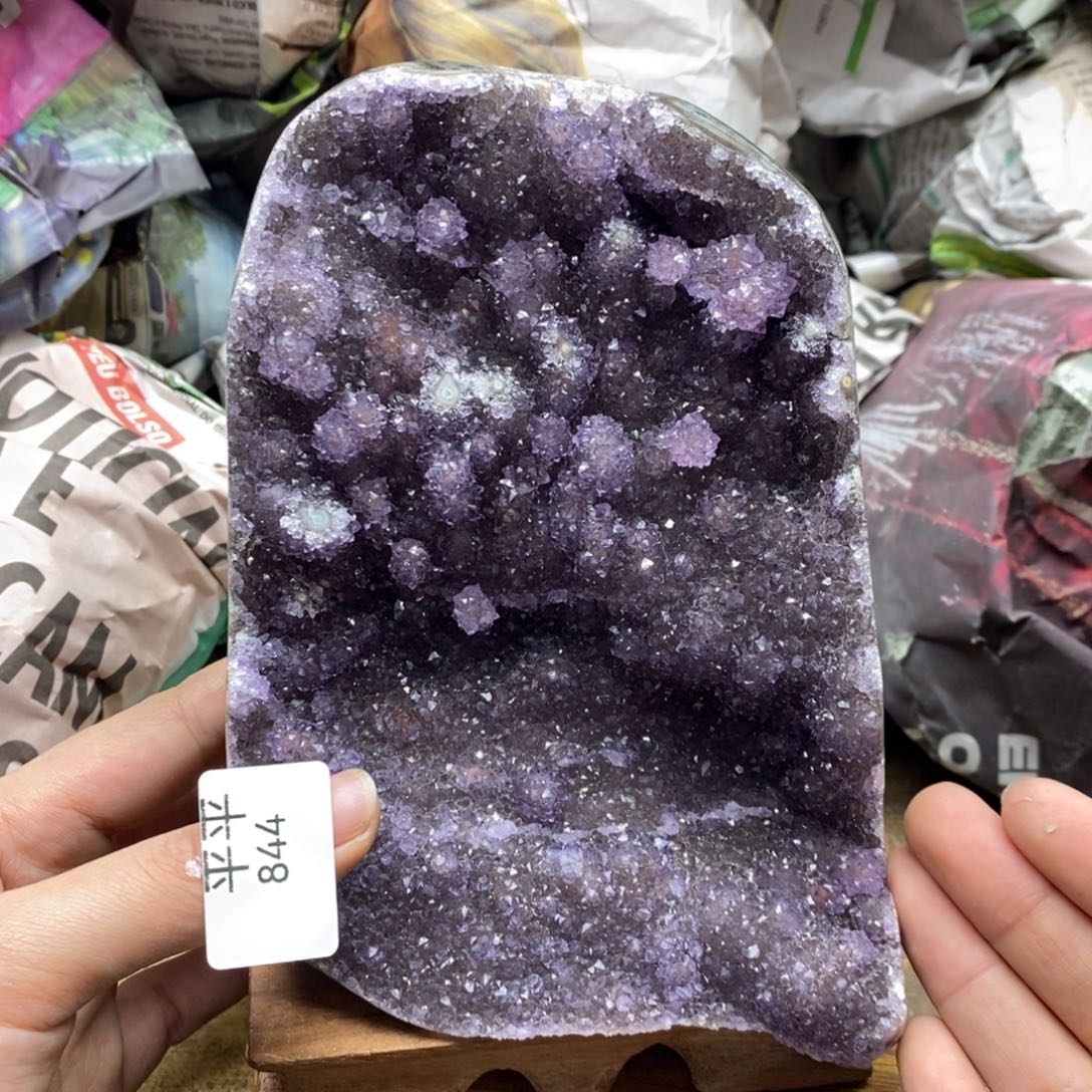 紫晶乌拉圭未镶嵌