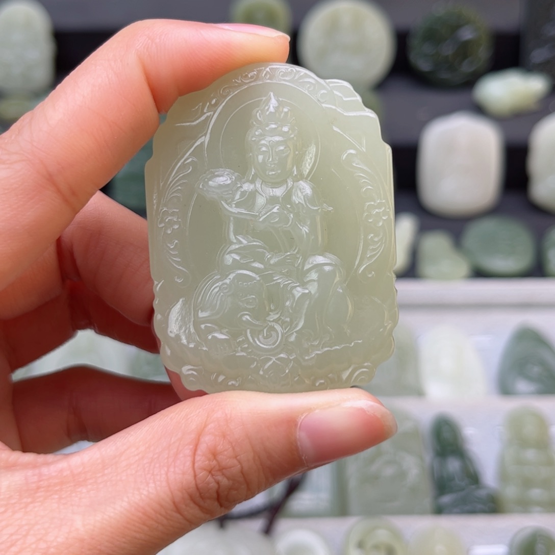 和田玉颈饰未镶嵌米***荣