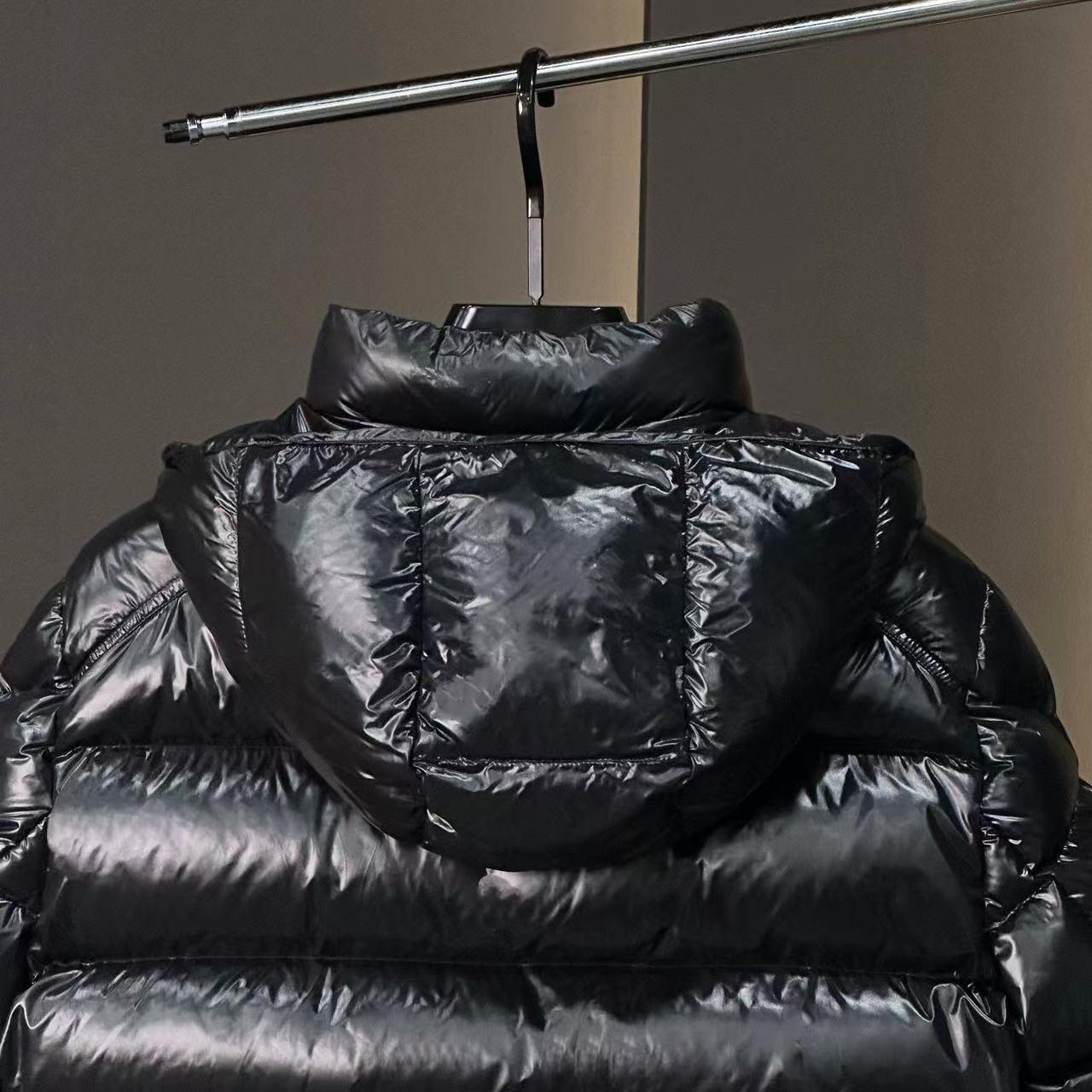 经典情侣短款百搭休闲户外保暖羽绒外套b