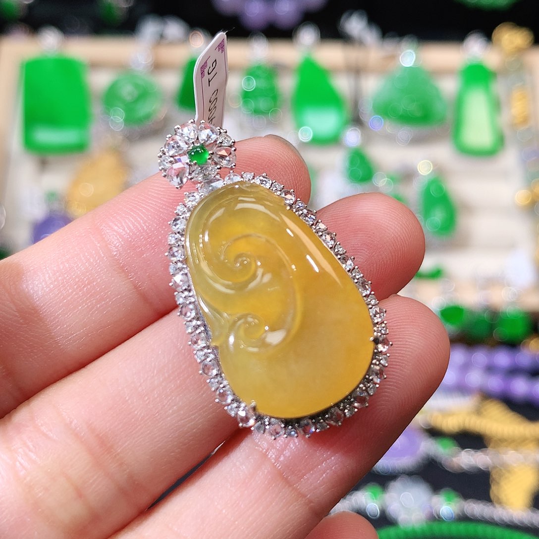 翡翠18K金镶嵌吊坠(不含链)