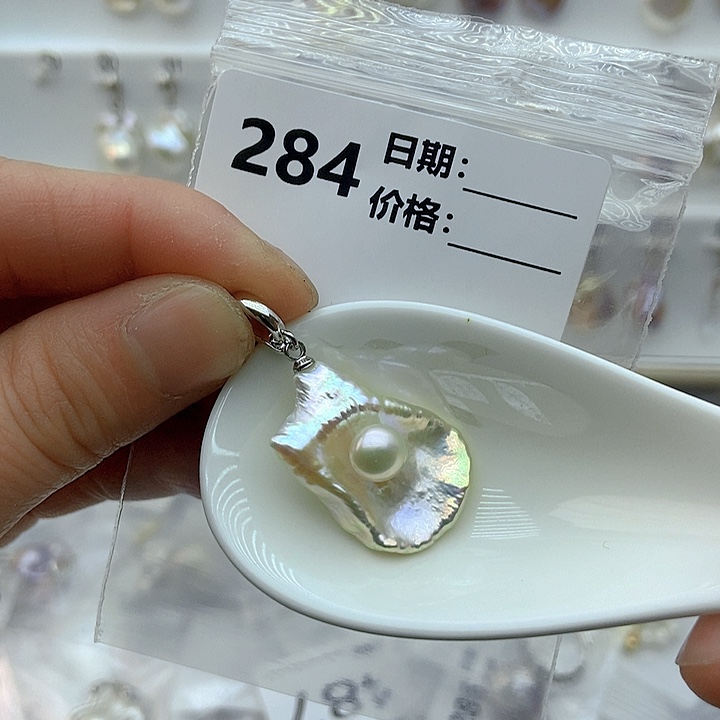 淡水珍珠颈饰未镶嵌