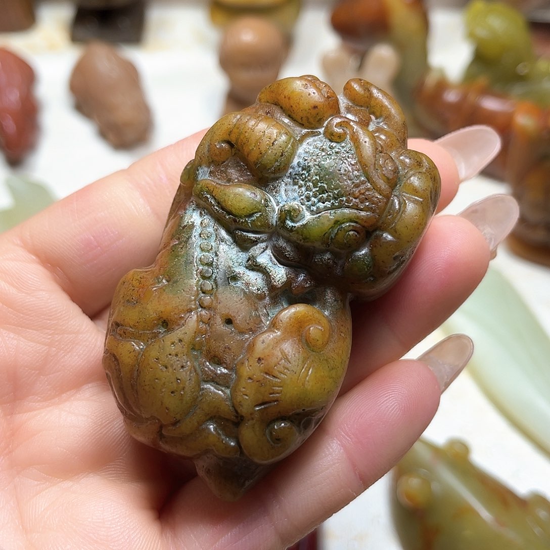 白玉菩提吊坠白玉菩提吊坠