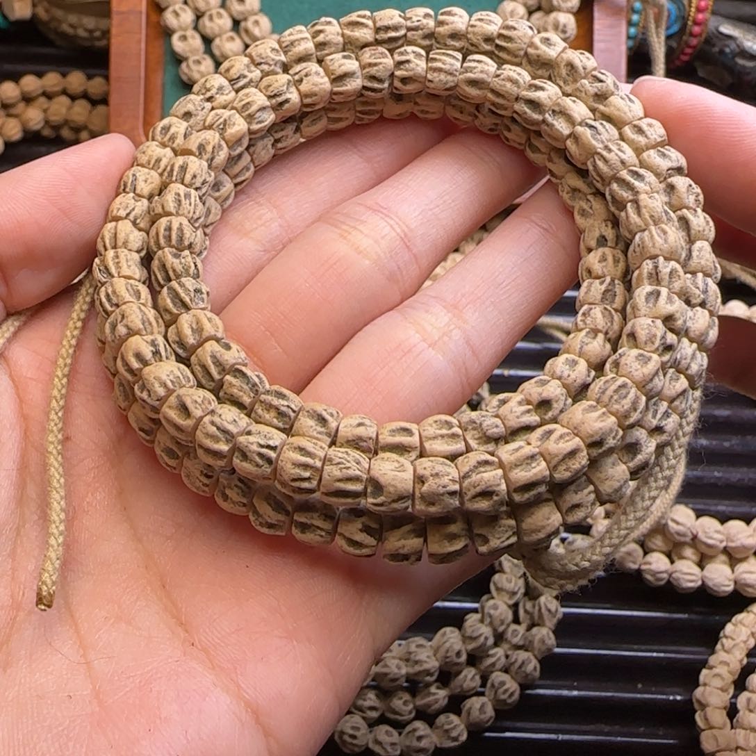 柏香籽/百香籽吊坠开****?