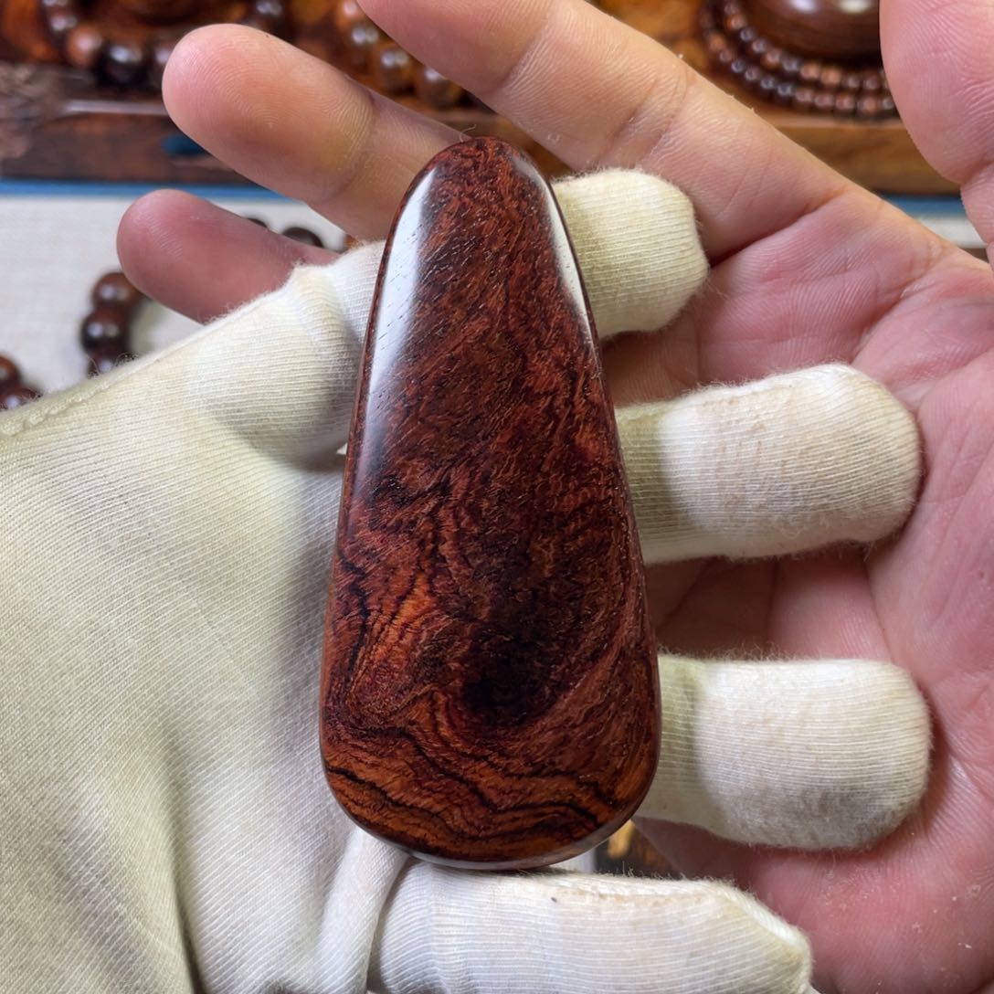 黄花梨/降香黄檀把件