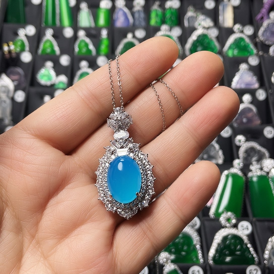 玛瑙/玉髓合金颈饰