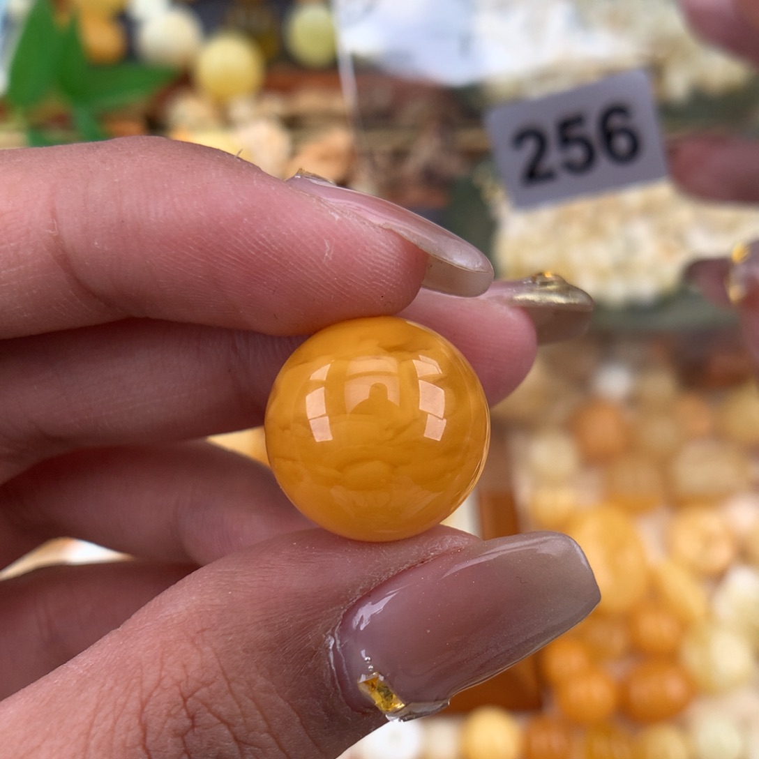 琥珀珠宝奇石未镶嵌16.8