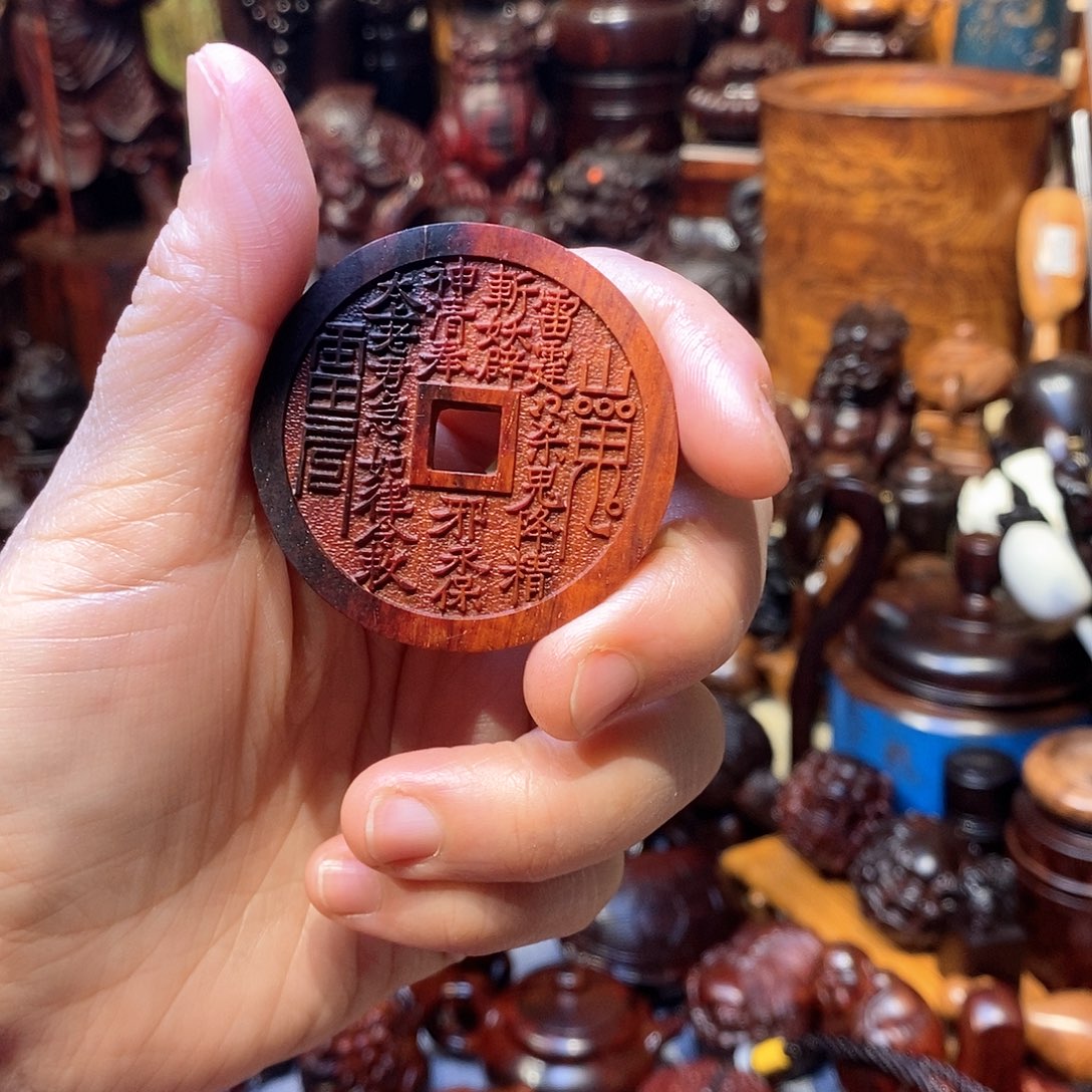 檀香紫檀（小叶紫檀）山鬼花钱大号