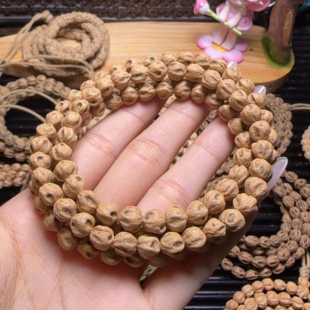 吊坠柏香籽/百香籽爱*己