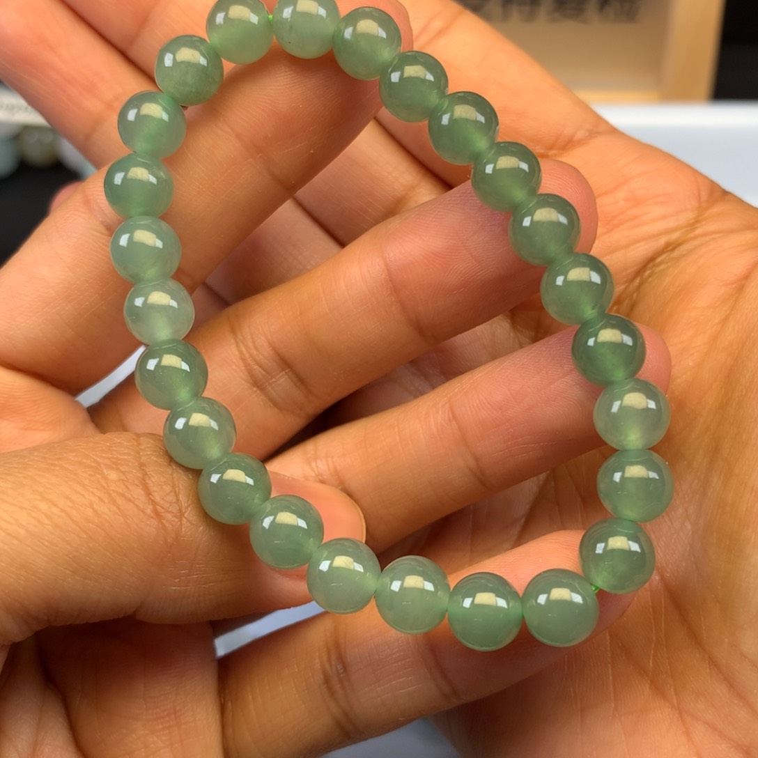 翡翠颈饰未镶嵌天然缅甸翡翠