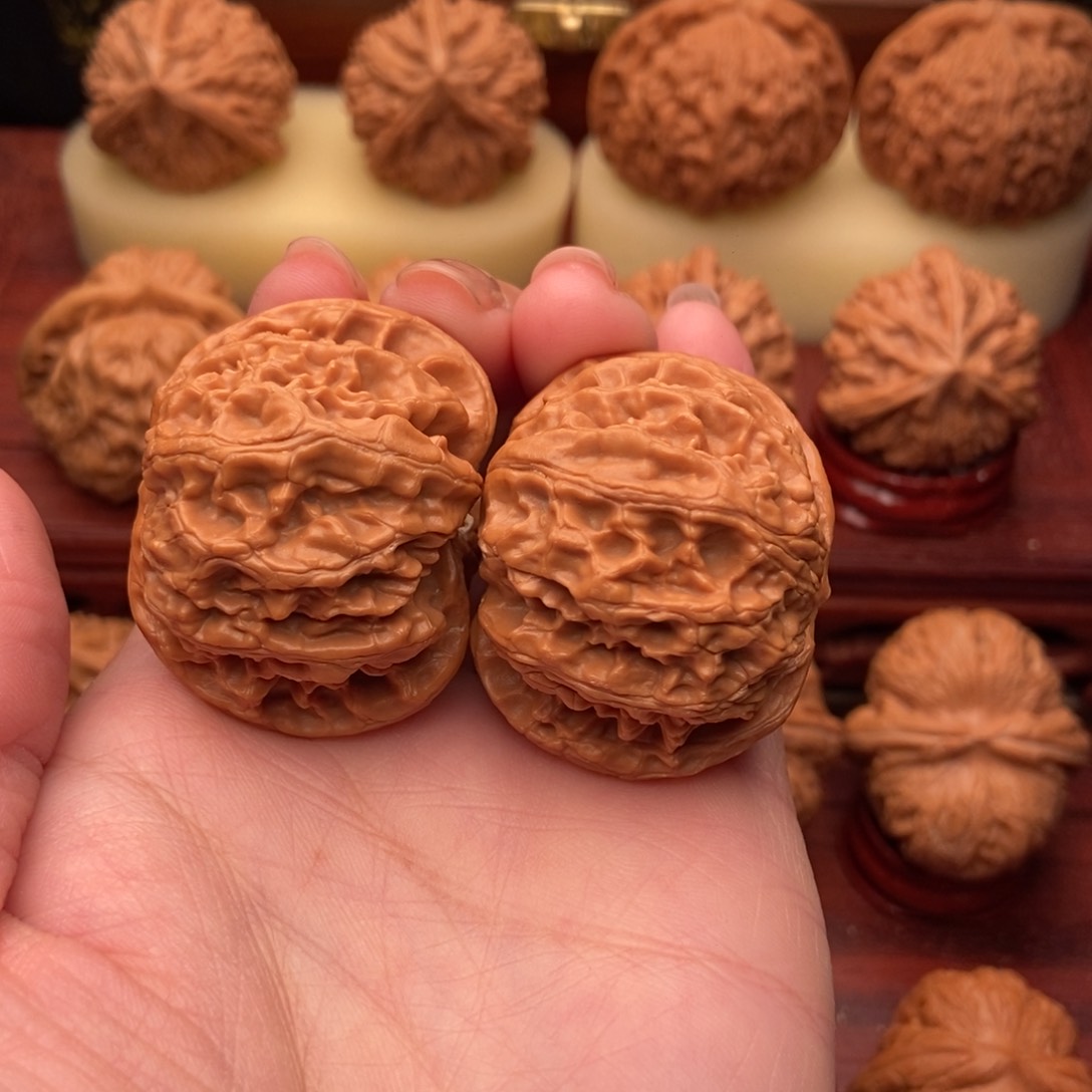 桃核把件老树苹果园42