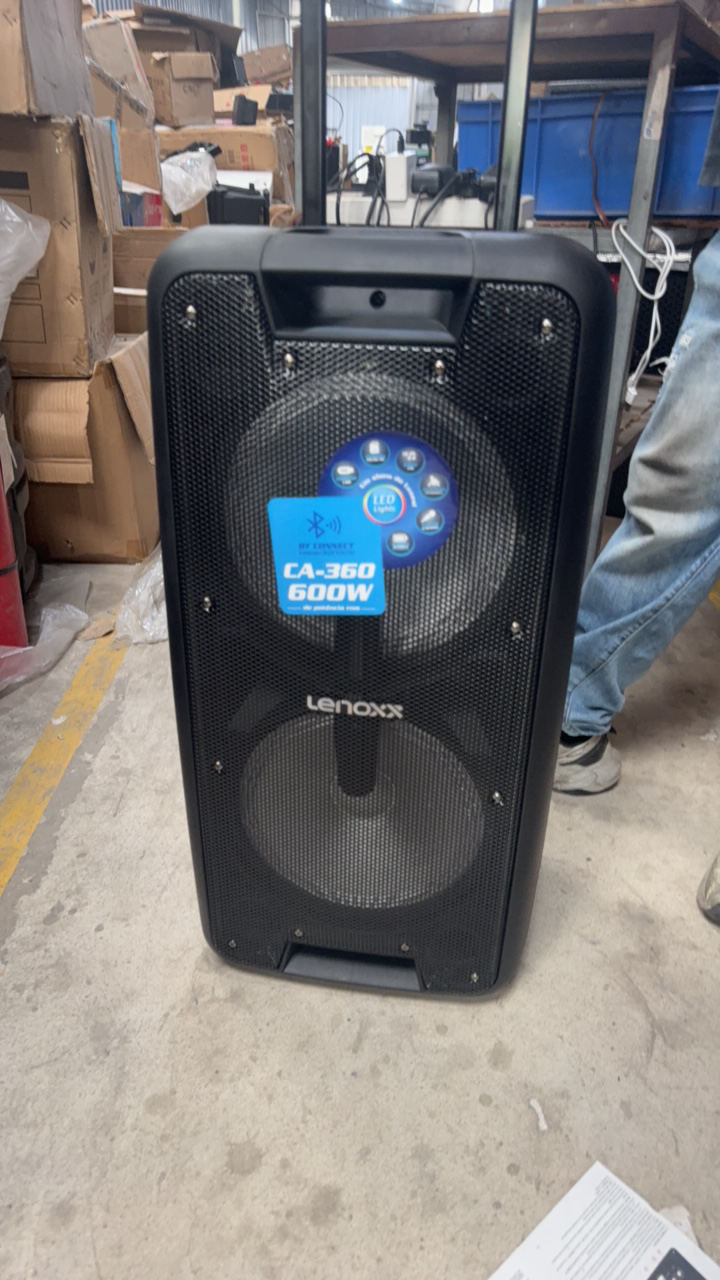 9新  双10寸音响电池不耐用不质保，没有话筒