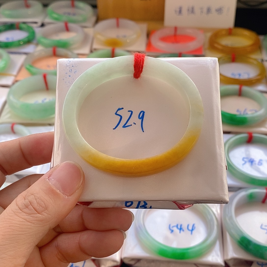 翡翠手镯未镶嵌2号