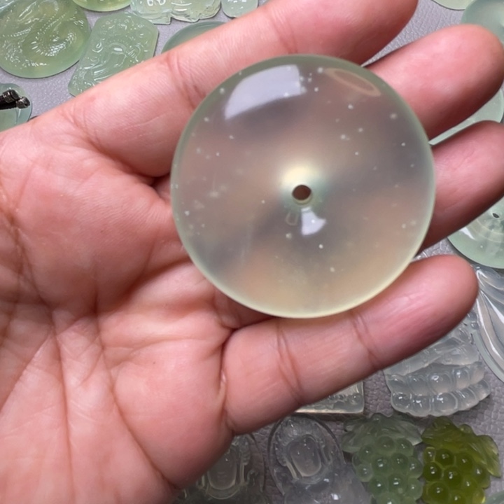 岫玉吊坠(赠链)未镶嵌用**哥