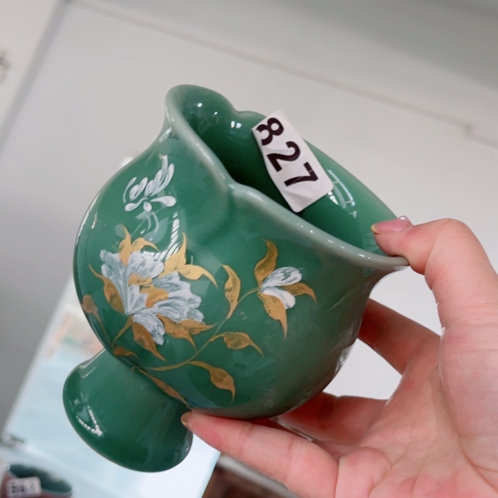 青瓷哈哈哈哈哈哈哈哈哈哈哈哈