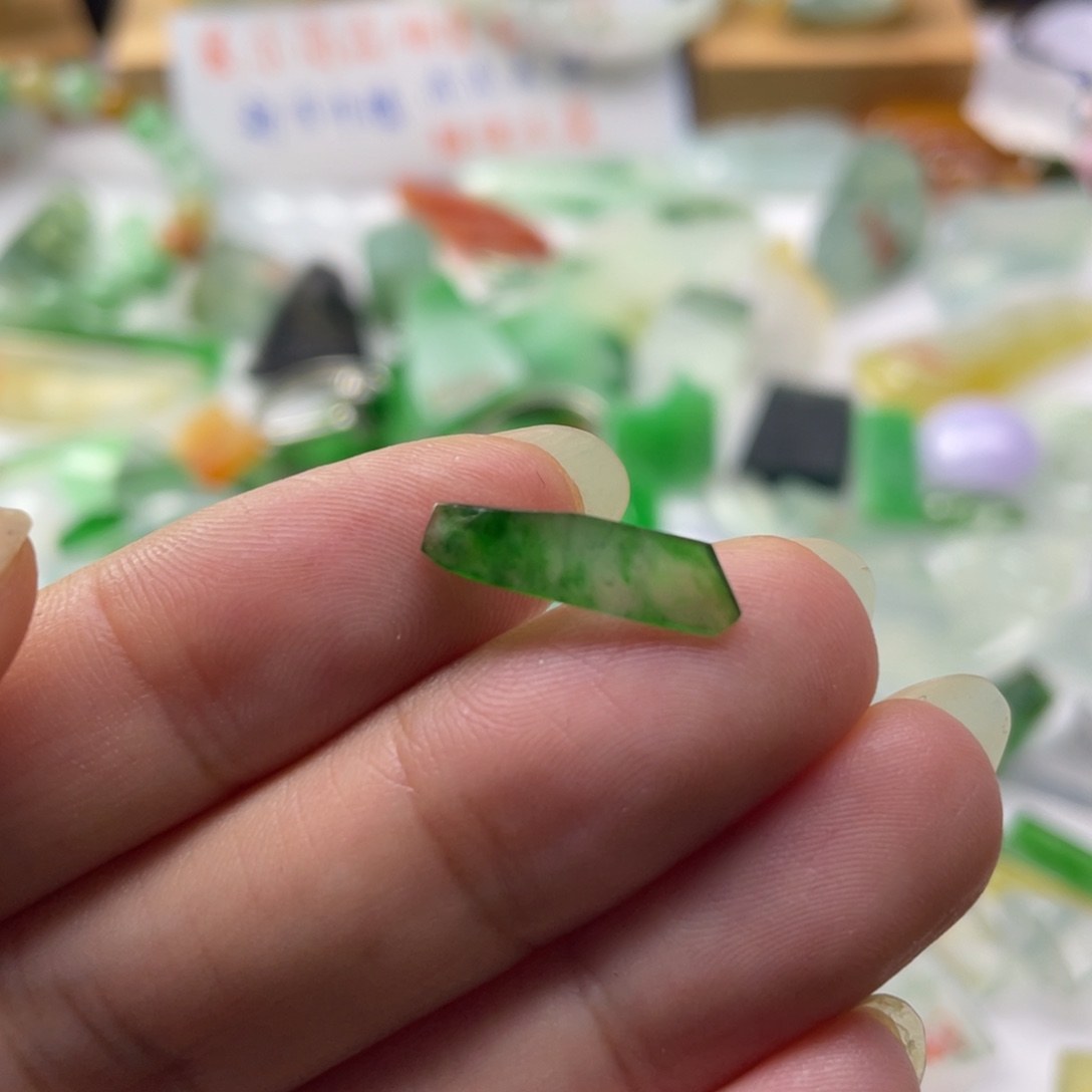 定制翡翠未镶嵌天然缅甸翡翠