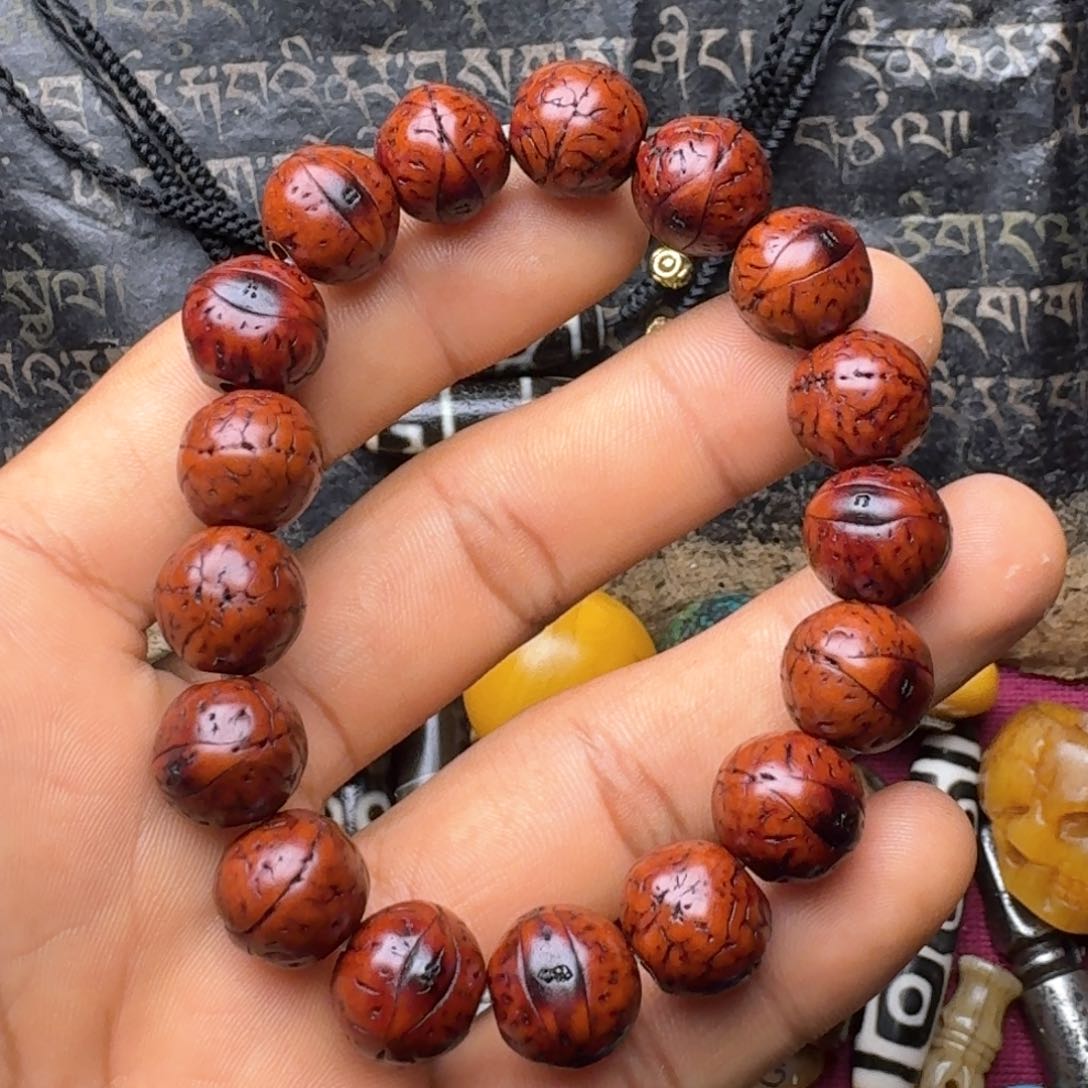 柏香籽/百香籽手串凤眼