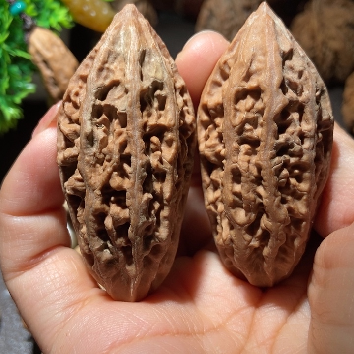 把件文玩核桃东北楸子小雪217 瑕疵