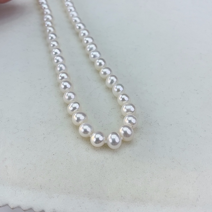 淡水珍珠颈饰未镶嵌卡8极光白