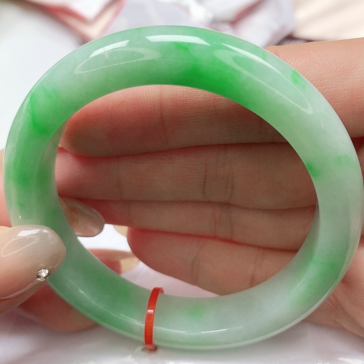 翡翠手镯未镶嵌缅甸天然A货翡翠