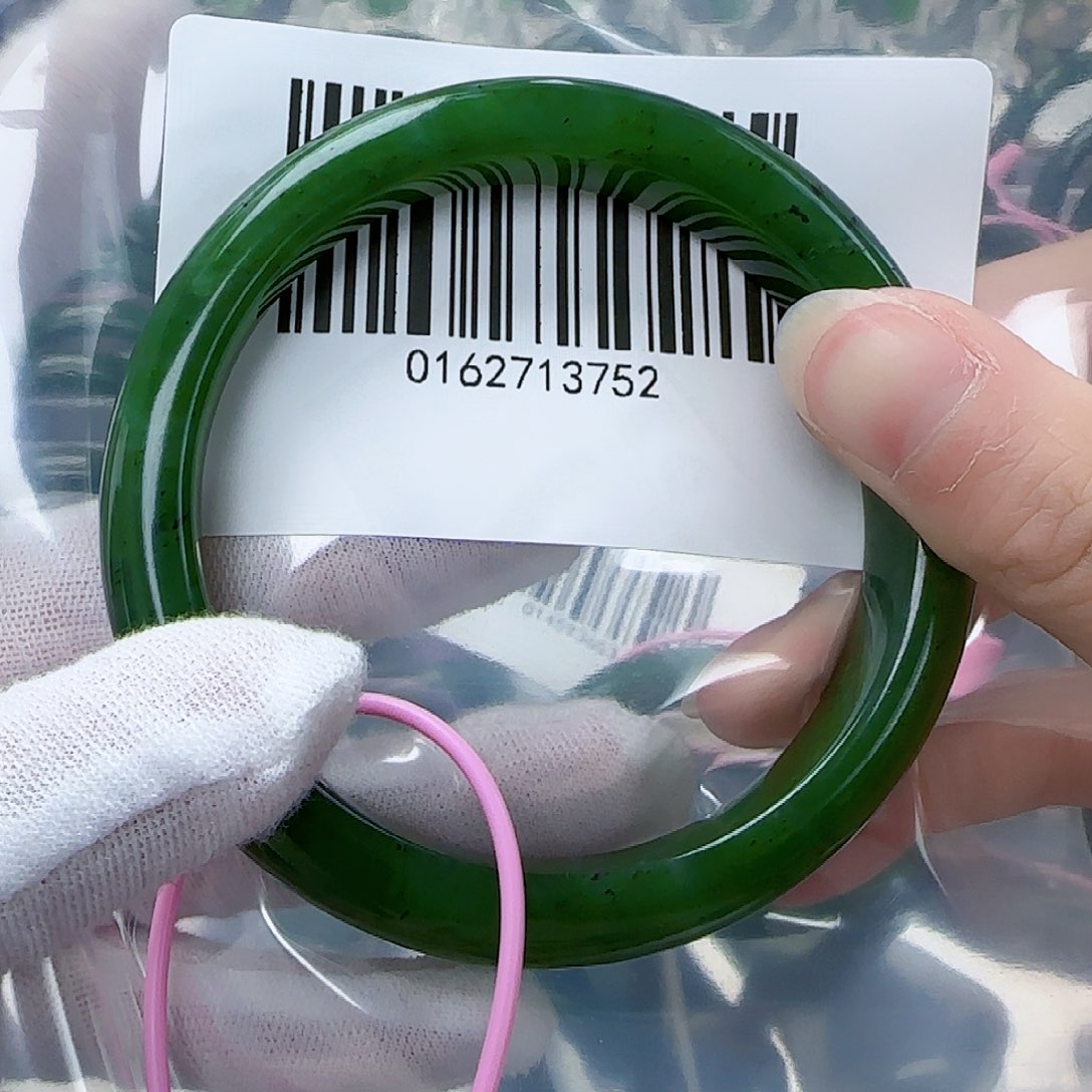 和田玉（碧玉）手镯未镶嵌63包容