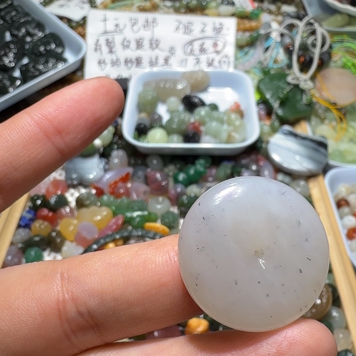 和田玉未镶嵌珠宝半成品鹰***鹰