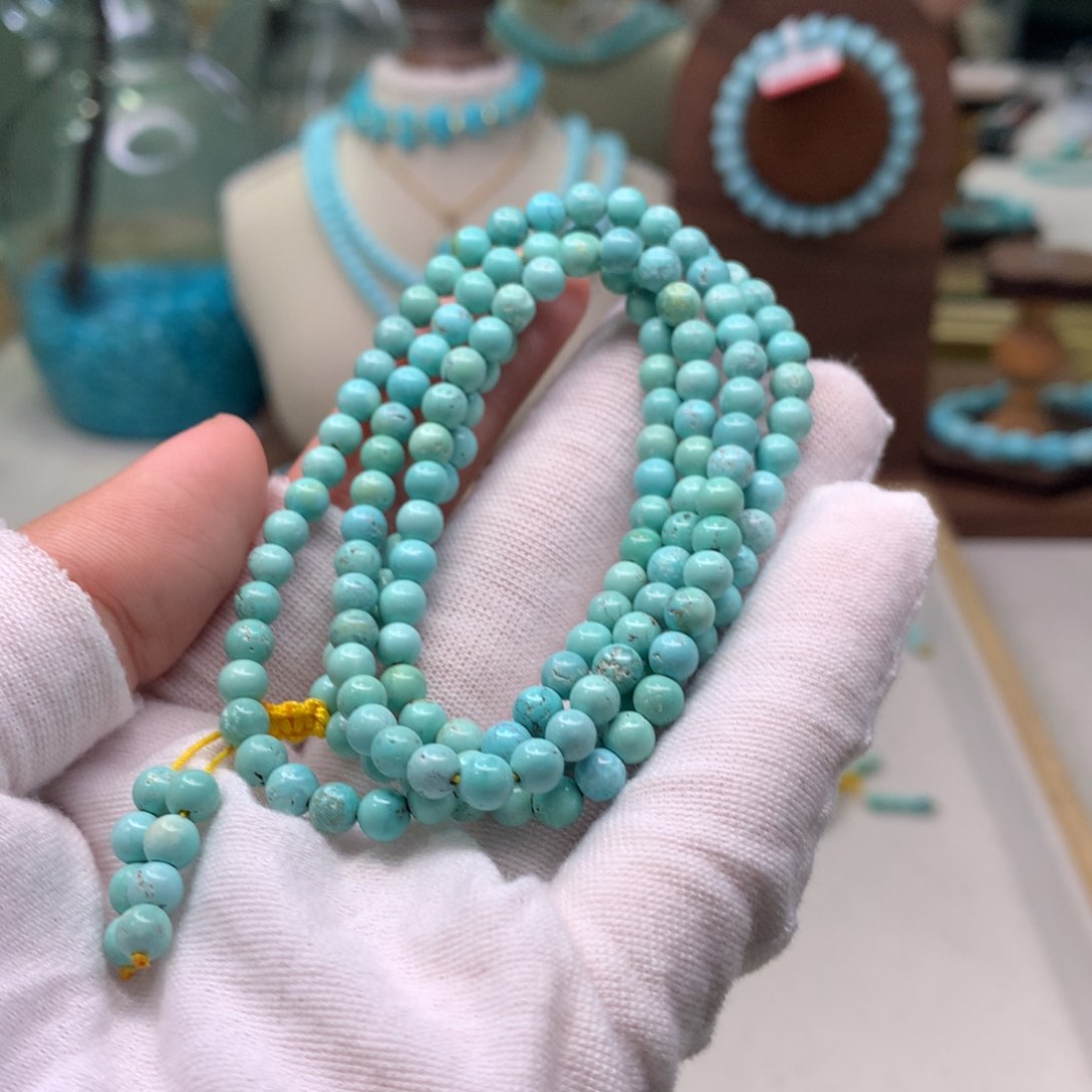 绿松石配饰未镶嵌