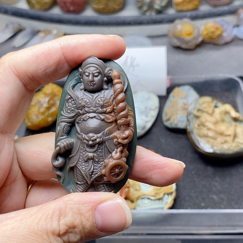 【闪购商品】定制石英质玉吊坠未镶嵌