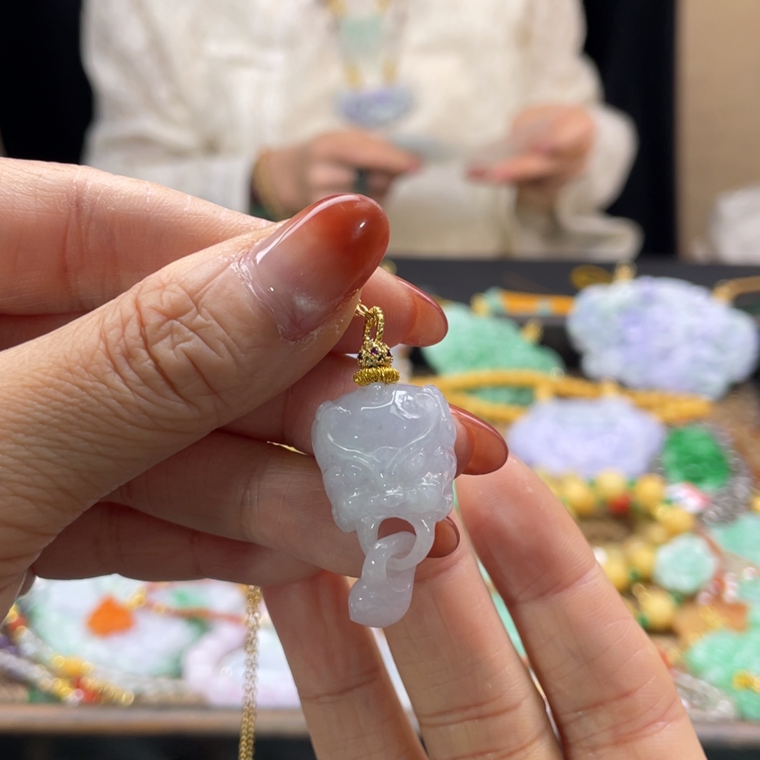 翡翠未镶嵌颈饰代编织