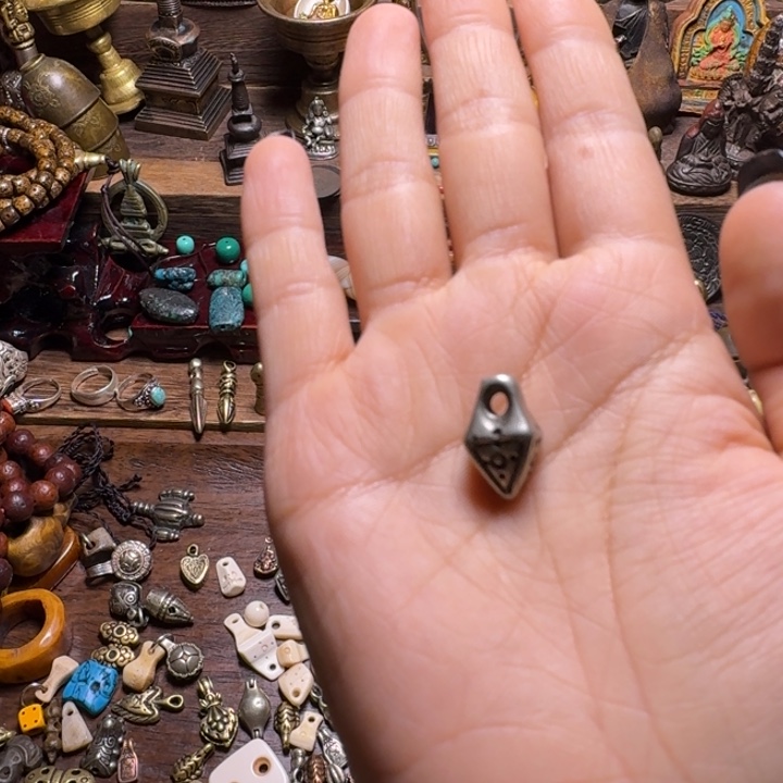 泥塑……………………………………………………