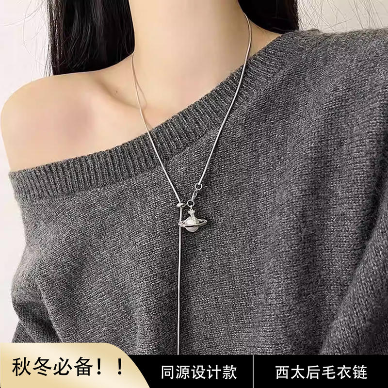 秋冬太后土星吊坠长款毛衣链轻奢高级感项饰小众可调节钛钢项链