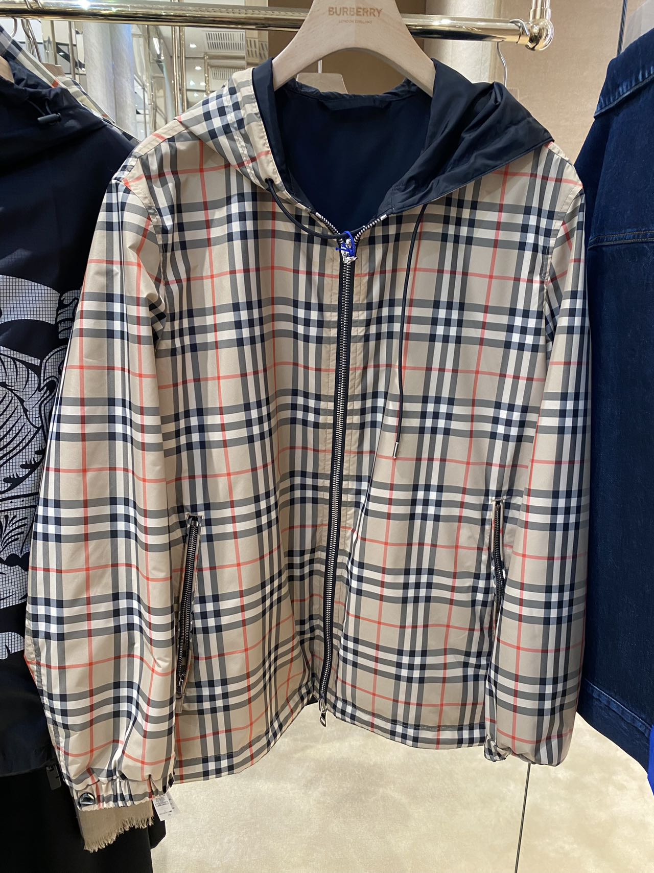 未使用 BURBERRY/博柏利 BURBERRY博柏利 双面冲锋衣 